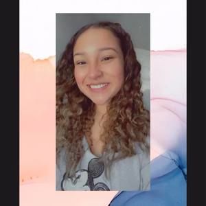 Meet your Posher, Lesly